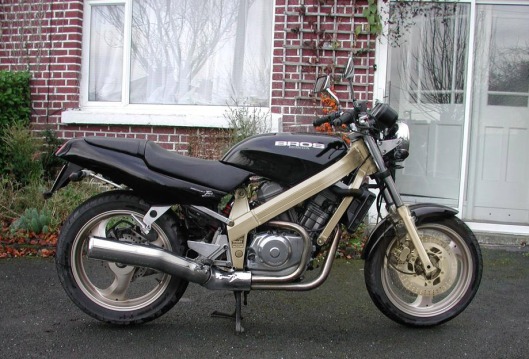 Honda_Bros_400-modified
